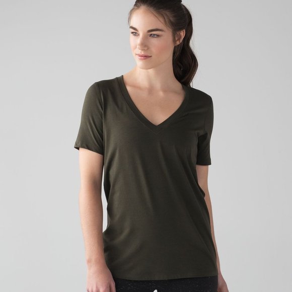 lululemon athletica Tops - lululemon Love Tee IV Dark Olive Sz 6